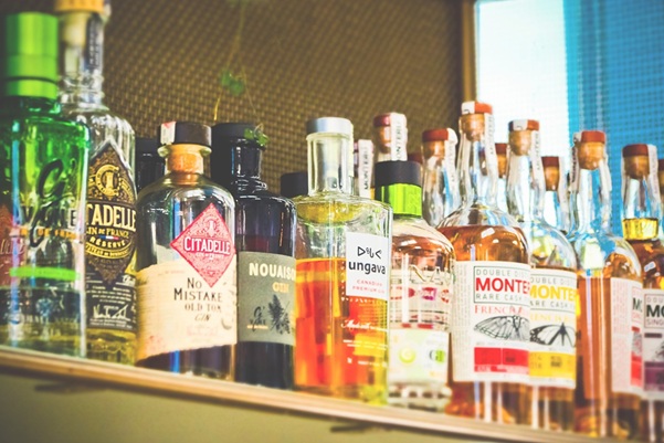 Club Chica Barcelona: Donde la Coctelería se Convierte en Espectáculo 1 Club Chica Barcelona: Donde la Coctelería se Convierte en Espectáculo